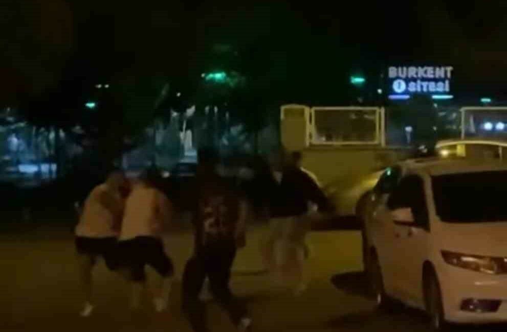 BURSA’DA 8 KİŞİ SOPA VE PALAYLA BİR KİŞİ BÖYLE DARP