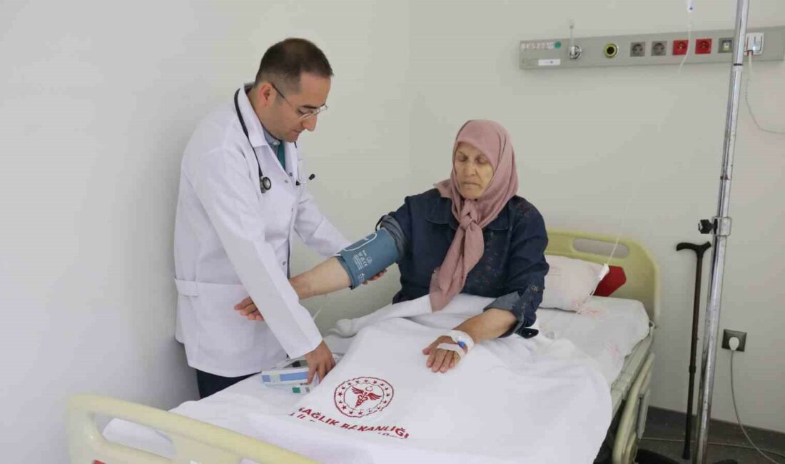 Aşırı sıcaklar yaşlı ve kronik hastaloarda ölümcül sonuçlara yol açabilir! AŞIRI SICAKLAR NEDENİYLE VÜCUTTA MEYDANA GELEN SIVI KAYBININ KRONİK HASTA