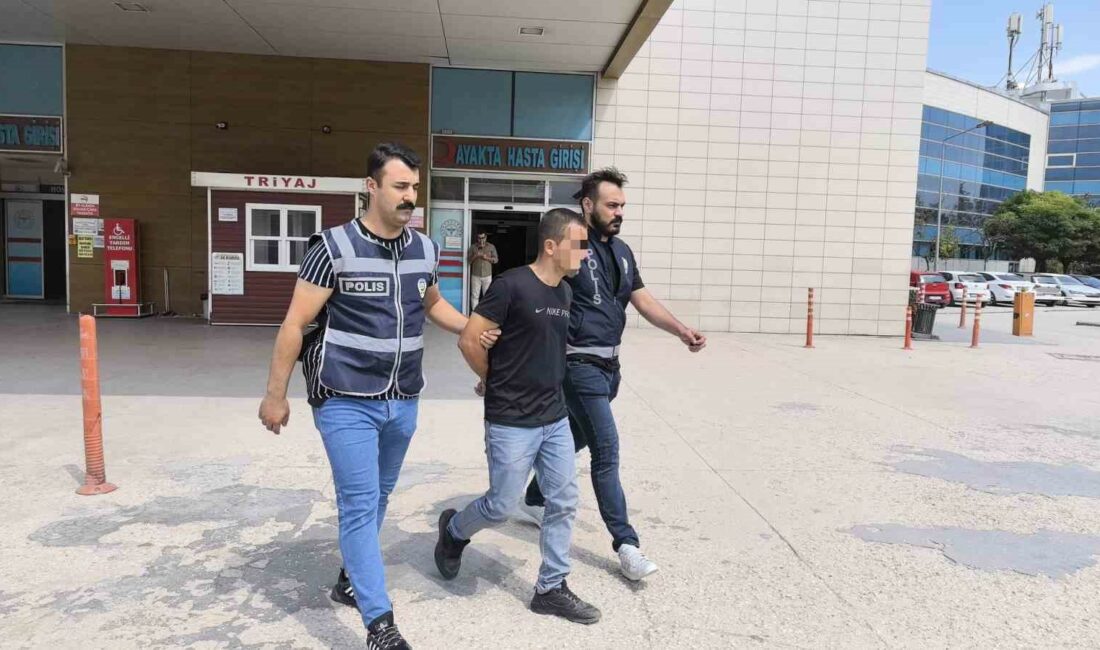 Babasını darp ederek öldüren zanlı adliyeye sevk edildi BURSA'NIN İNEGÖL İLÇESİNDE BİR EVDE MEYDANA GELEN KAVGADA BABASINI DARP