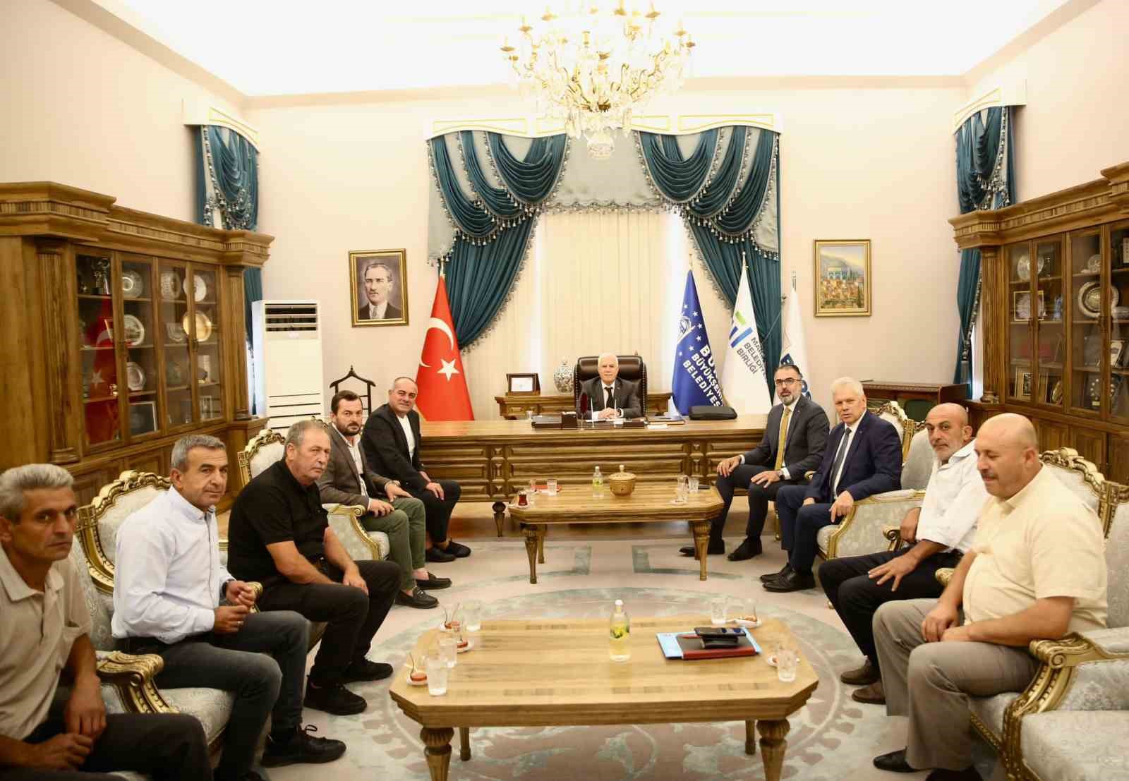 BURSA'DA ULUDAĞ'IN ETEKLERİNDE BULUNAN KESTEL İLÇESİNE BAĞLI GÖZEDE KÖYÜ SAKİNLERİ,