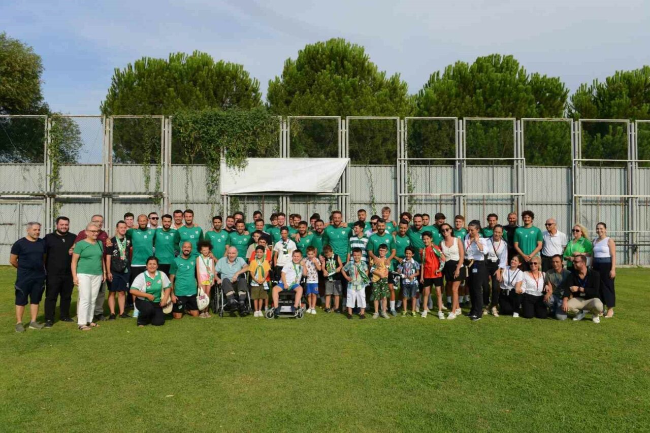 NİLÜFER BELEDİYESİ BİZİM EV ENGELLİLER SOSYAL YAŞAM DESTEK MERKEZİ KATILIMCILARI