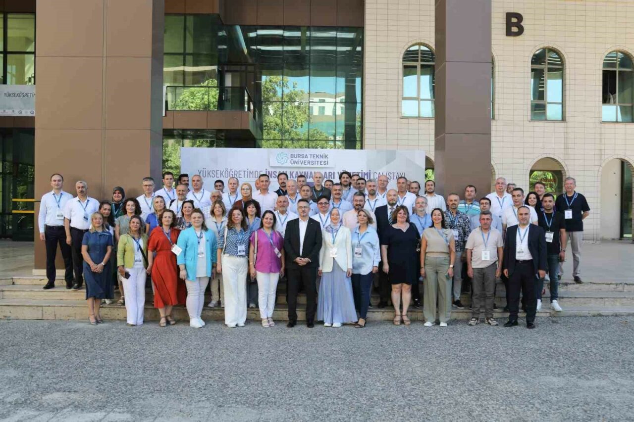 BURSA TEKNİK ÜNİVERSİTESİNDE (BTÜ),“YÜKSEKÖĞRETİMDE İNSAN KAYNAKLARI YÖNETİMİ ÇALIŞTAYI” GERÇEKLEŞTİRİLDİ. 26