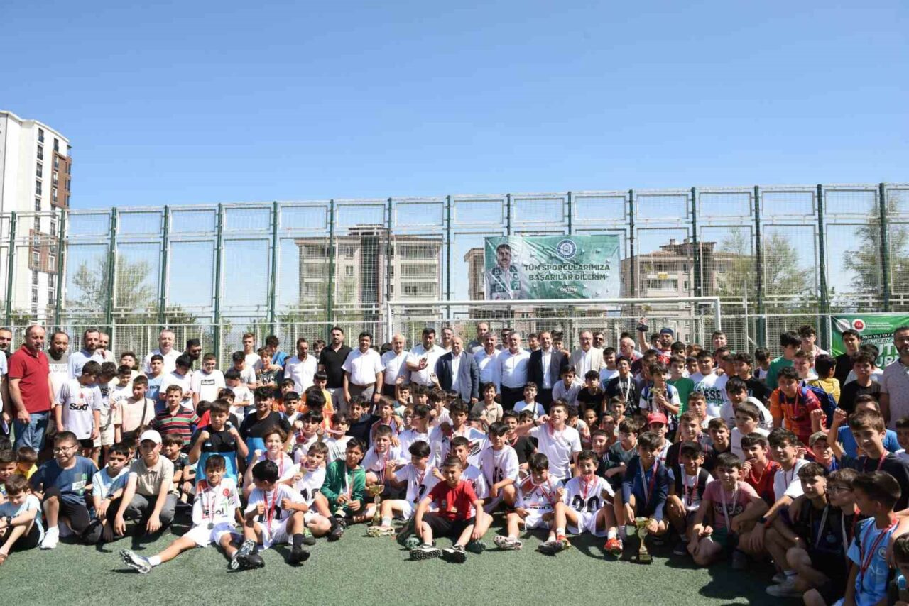 YILDIRIM BELEDİYESİ VE YILDIRIM İLÇE MÜFTÜLÜĞÜ 11-14 YAŞ GRUBU ÖĞRENCİLERE