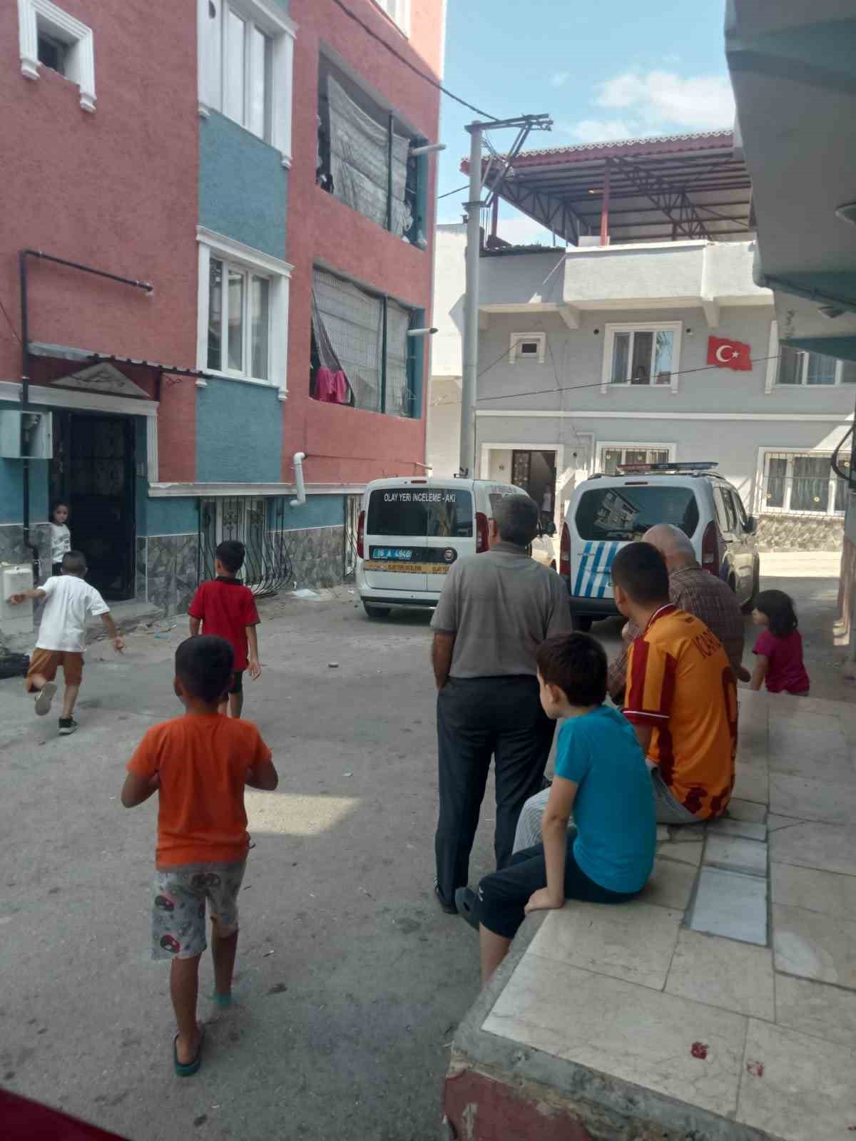 BURSA'DA ANNESİNİ TARAFINDAN EMZİRİLEN BEBEK, KISA SÜRE SONRA HAYATINI KAYBETTİ.