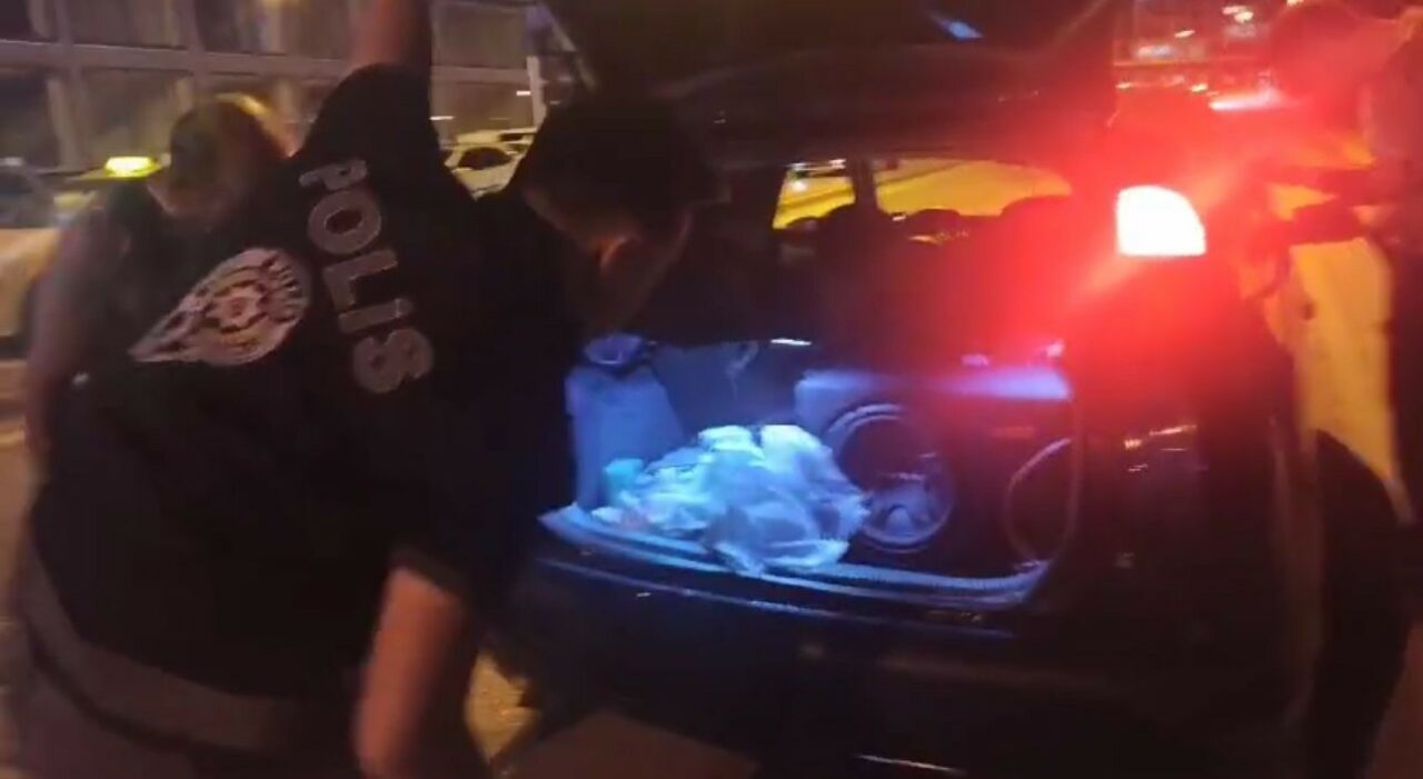 POLİSİN ŞEHRİN YAKLAŞIK 30 FARKLI NOKTASINDA YAPTIĞI ŞOK UYGULAMALARDA ŞÜPHELİ