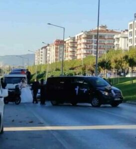 BURSA'DA DÜĞÜN KONVOYU TERÖRÜ: YOLU KESİP DAKİKALARCA OYUN OYNADILAR