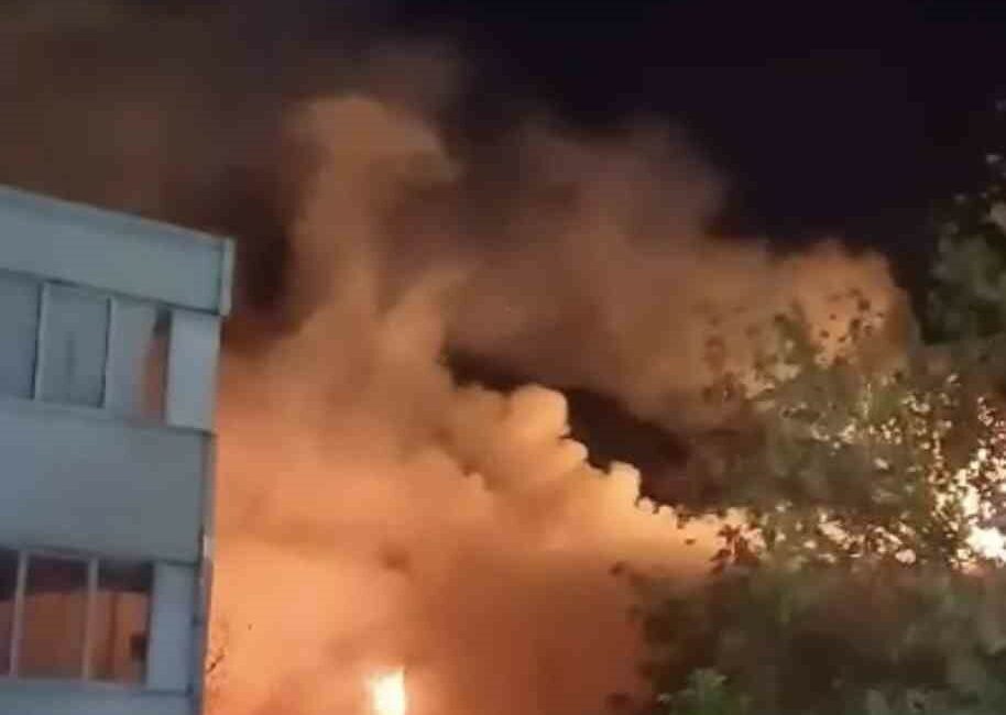 Bursa’da tekstil fabrikasında korkutan yangın TEKSTİL FABRİKASINDA KORKUTAN YANGIN