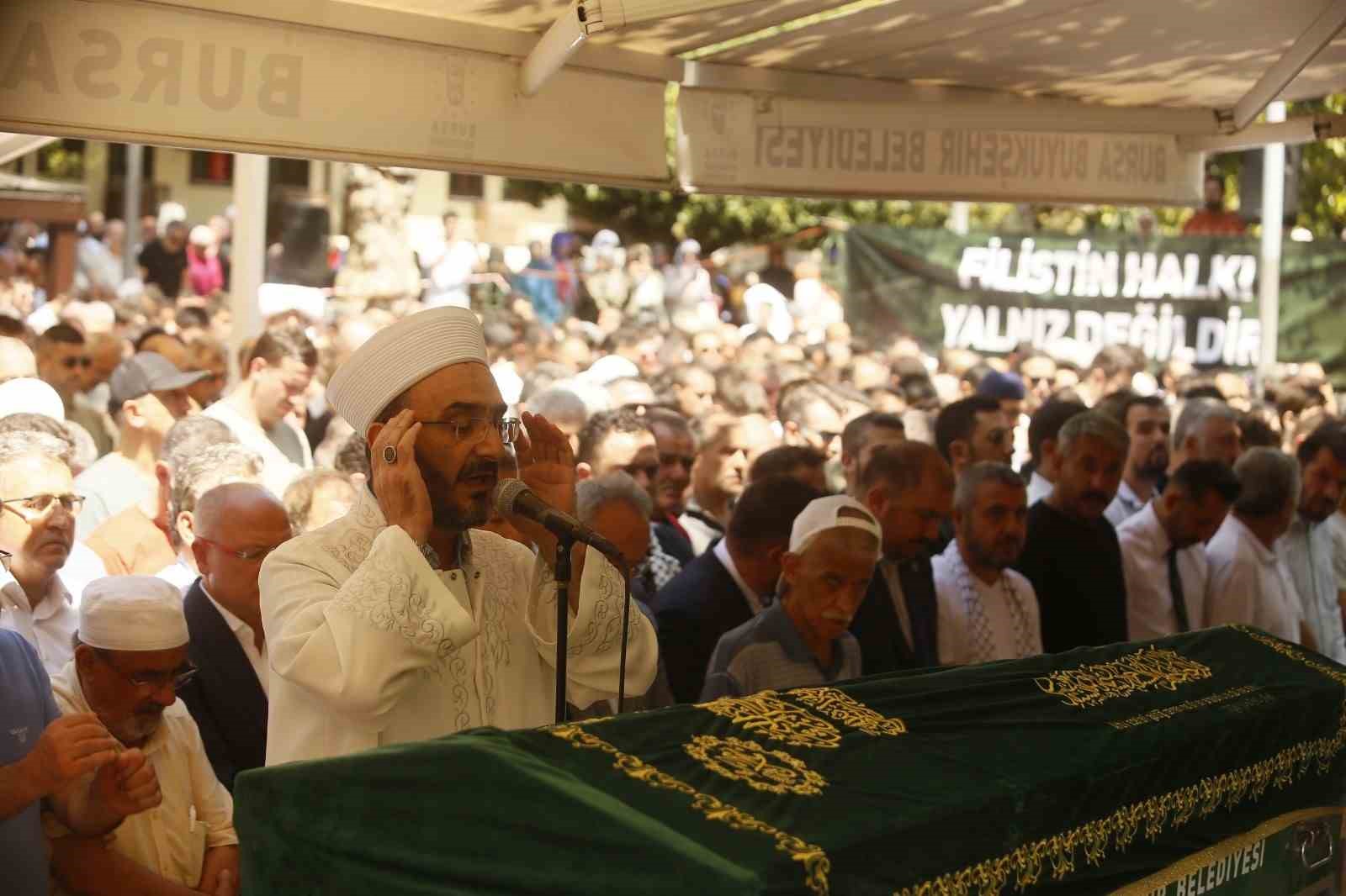 BURSA ULU CAMİ’DE GEÇTİĞİMİZ GÜNLERDE İRAN’DAKİ KONUTUNDA ŞEHİT EDİLEN İSMAİL