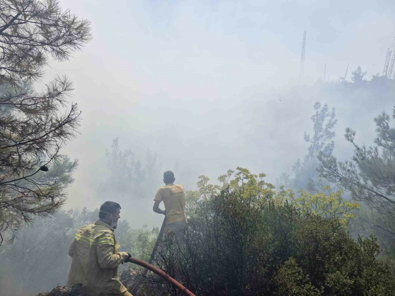BURSA'NIN OSMANGAZİ İLÇESİNDE TELEVİZYON VE RADYO VERİCİLERİNİN BULUNDUĞU KIRSAL GÜNDOĞDU