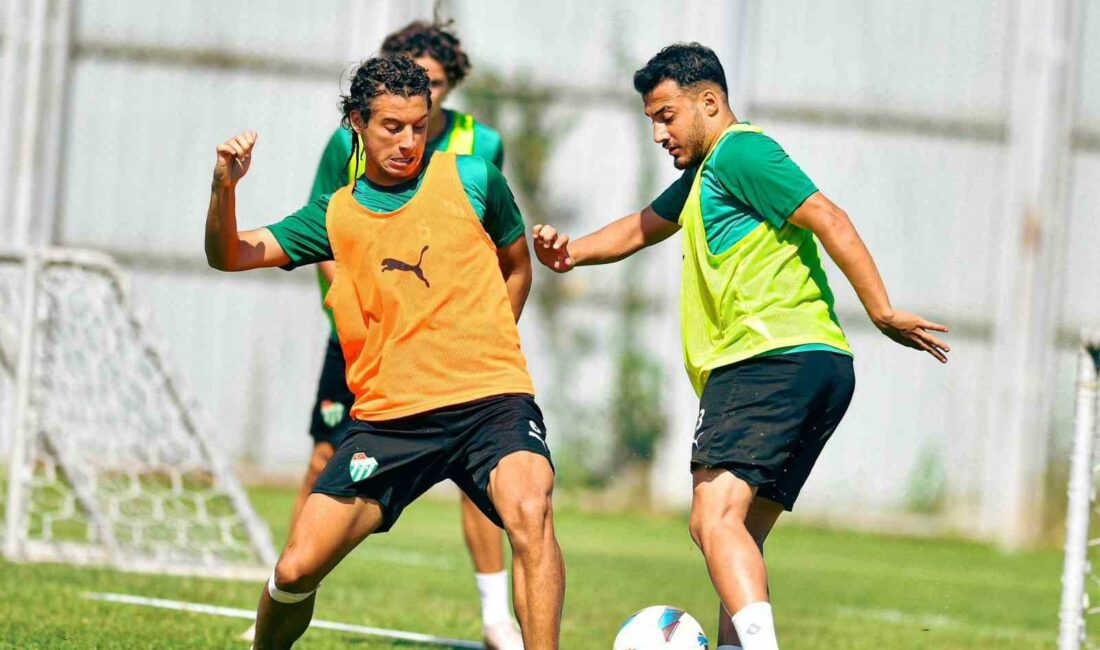 BURSASPOR'DA YENİ SEZON HAZIRLIKLARI TÜM HIZIYLA SÜRÜYOR.