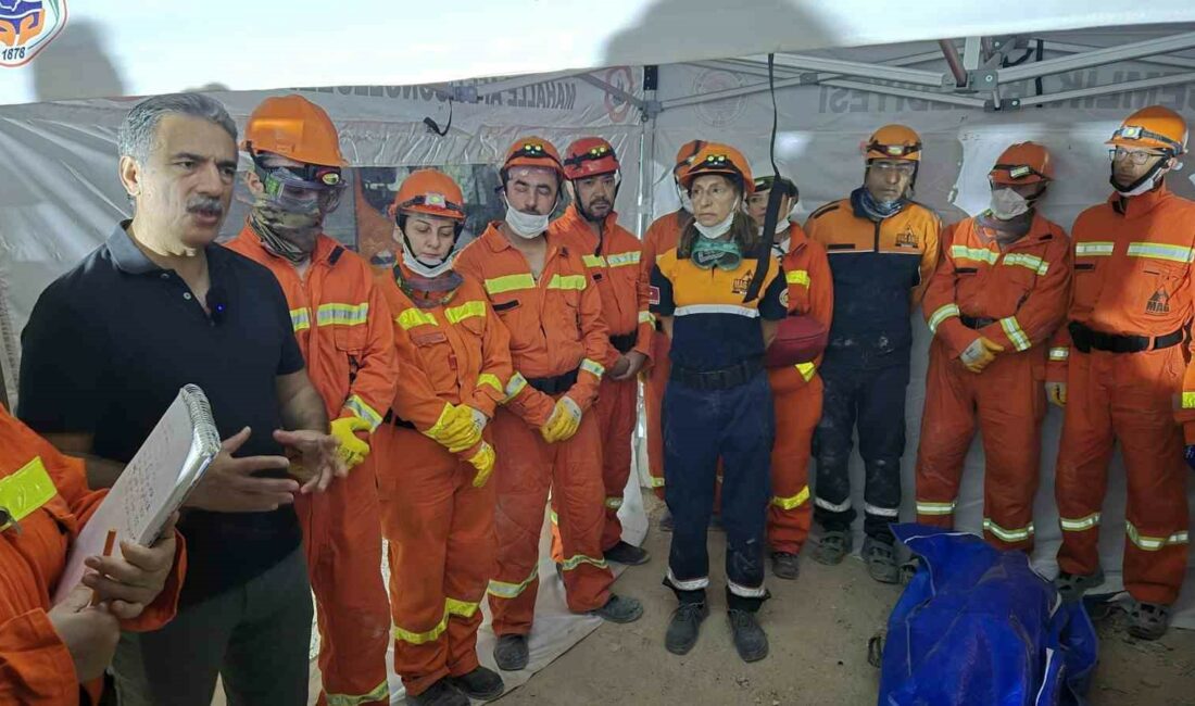 Büyük felaketin yıldönümünde nefes kesen tatbikat BÜTÜN MARMARA BÖLGESİ’Nİ ETKİLEYEN, 17 BİNDEN FAZLA YURTTAŞIMIZIN HAYATINI KAYBETTİĞİ