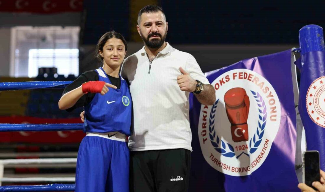 Büyükşehirli boksör Sudem Temuçin Avrupa üçüncüsü BURSA BÜYÜKŞEHİR BELEDİYESPOR KULÜBÜ SPORCUSU SUDEM TEMUÇİN, BOSNA HERSEK'TE GERÇEKLEŞTİRİLEN