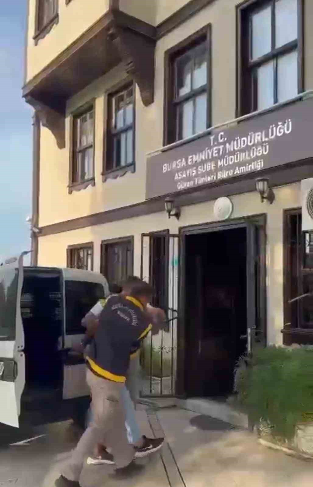 BURSA'DA GÜVEN TİMLERİ, ÇEŞİTLİ SUÇLARDAN HAKKINDA 9 YIL 2 AY