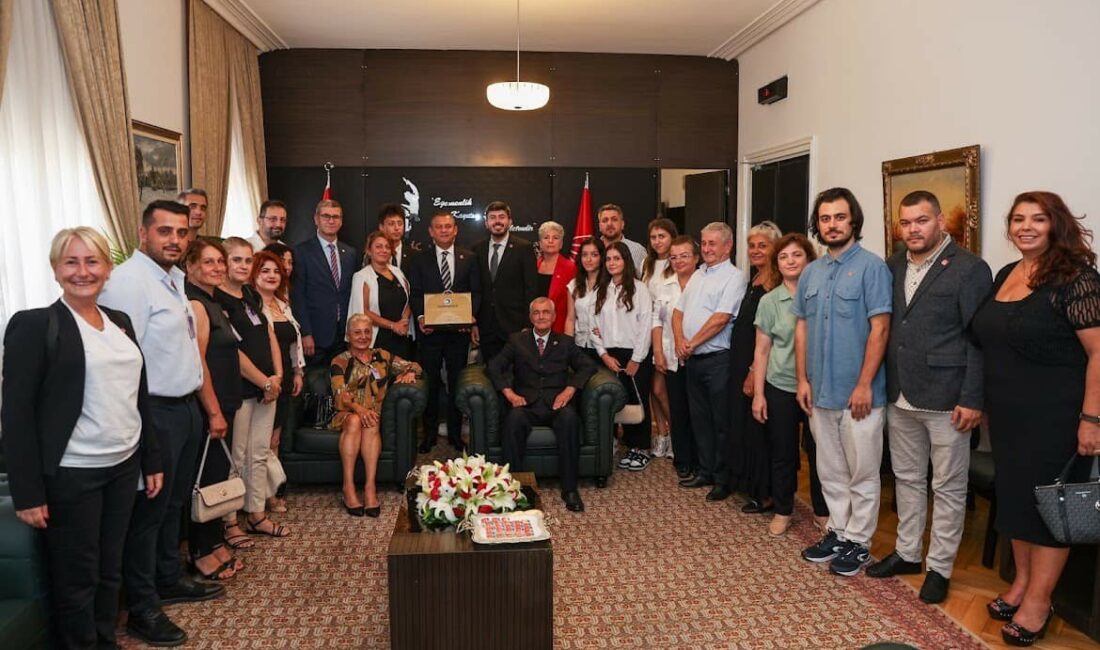 CHP Lideri, Mudanya Mütarekesi’nin 102. yıldönümü kutlamalarına katılacak CHP GENEL BAŞKANI ÖZGÜR ÖZEL, EKİM AYINDA TEKRAR MUDANYA'YA GELİYOR.