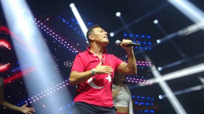 DOWNTOWN YAŞAM VE EĞLENCE MERKEZİ TARAFINDAN DÜZENLENEN 30 AĞUSTOS ZAFER