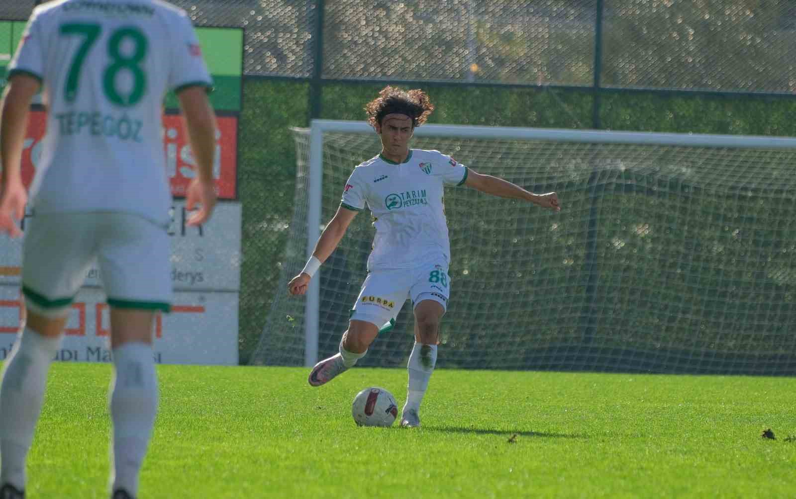 YİĞİT FİDAN BURSASPOR'A VEDA ETTİ.