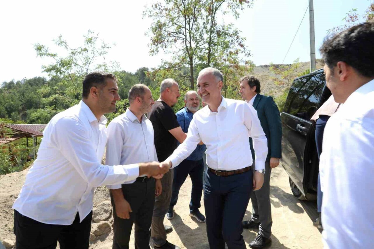 ENDEMİK BİTKİ ÖRTÜSÜ ZENGİN BİR FLORAYA SAHİP OLAN İNEGÖL’DE BAL