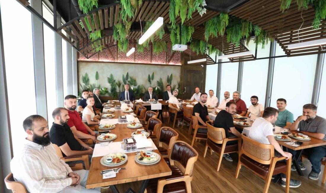 İnegöl Belediyesi’nde yeni dönem hızlı başladı AK PARTİ BURSA MİLLETVEKİLİ AYHAN SALMAN, İNEGÖL BELEDİYE BAŞKANI ALPER