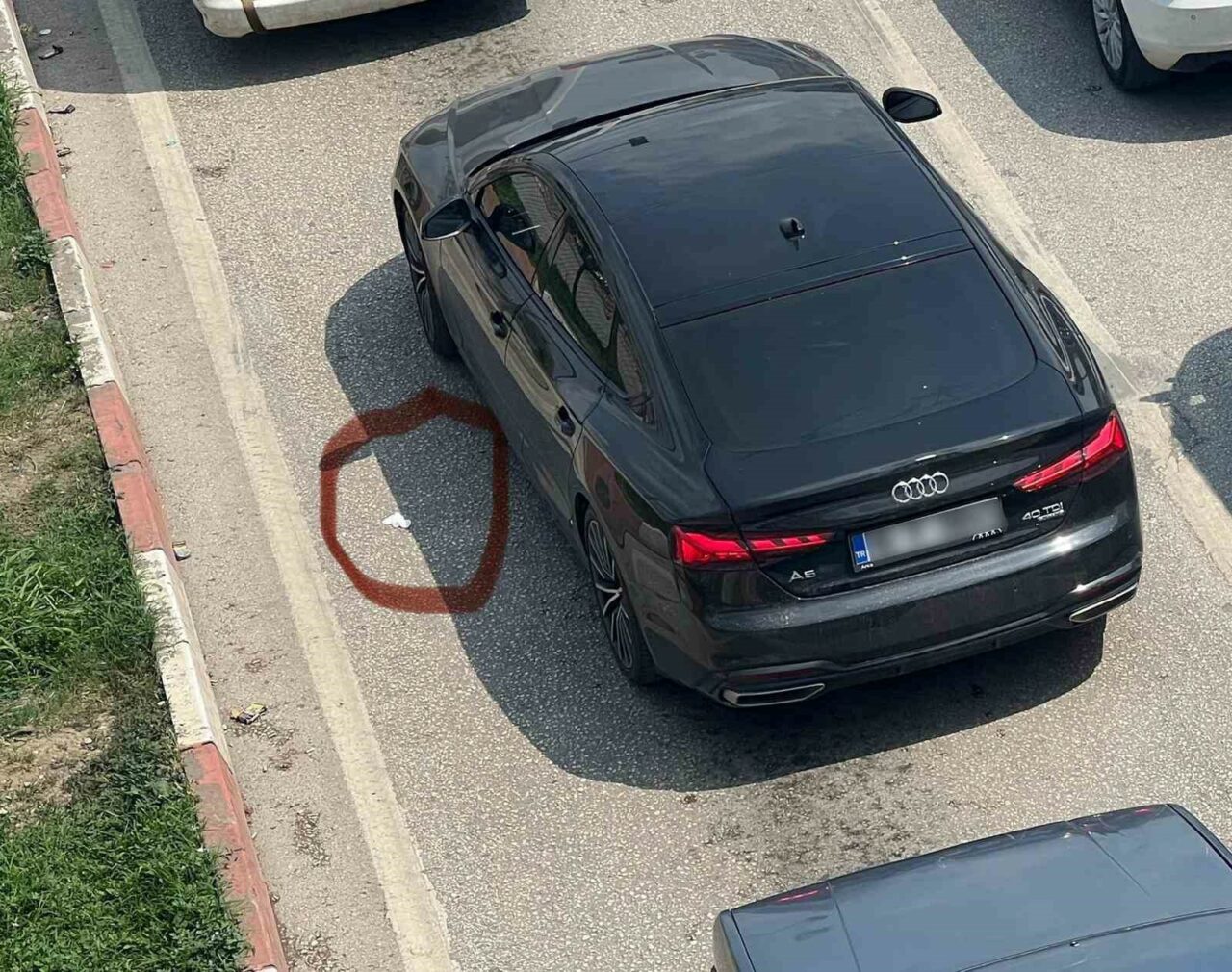 İNEGÖL BELEDİYESİ ZABITA MÜDÜRLÜĞÜ, SEYİR HALİNDEYKEN ÇÖP ATILAN 68 ARACA,