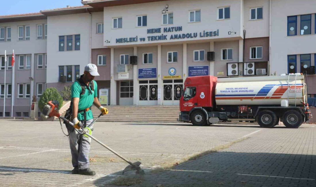 İnegöl’de okullar yeni eğitim öğretim yılına hazırlanıyor İNEGÖL BELEDİYESİ, 2024-25 EĞİTİM ÖĞRETİM YILI ÖNCESİ OKULLARDA TEMİZLİK VE