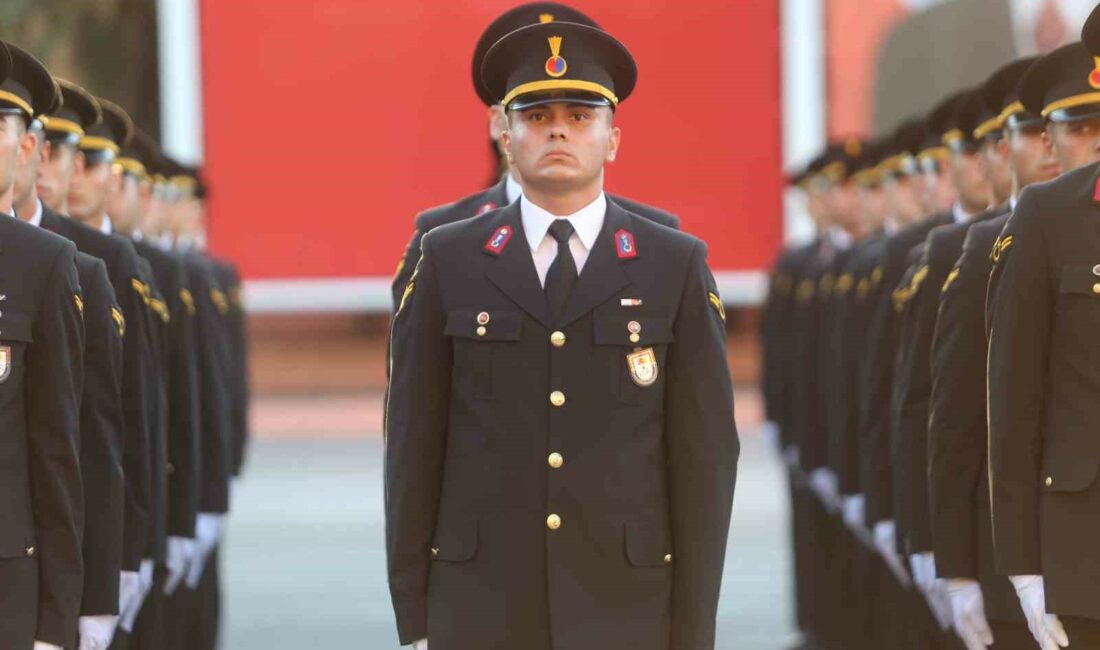 Işıklar Jandarma Meslek Yüksekokulu mezunlarını verdi BURSA JANDARMA VE SAHİL GÜVENLİK AKADEMİSİ (JSGA) IŞIKLAR JANDARMA ASTSUBAY