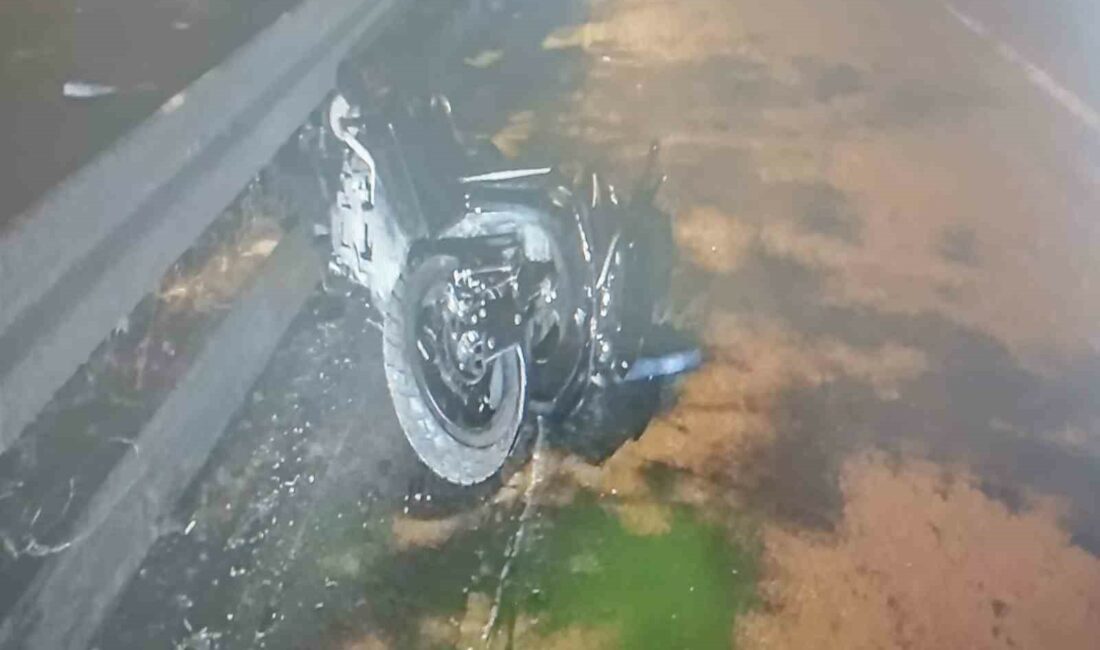 Karacabey’de motosiklet kazası: 1 ölü BURSA’NIN KARACABEY İLÇESİ CANBALI KÖPRÜSÜ YAKINLARINDA TEK TARAFLI MOTOSİKLET KAZASI