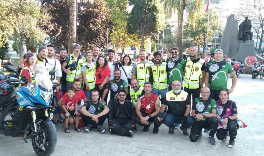 Mudanya’da motosikletlilerden ’30 Ağustos” korteji MOTOSİKLET TUTKUNLARI MUDANYA'DA KORTEJ YAPTI