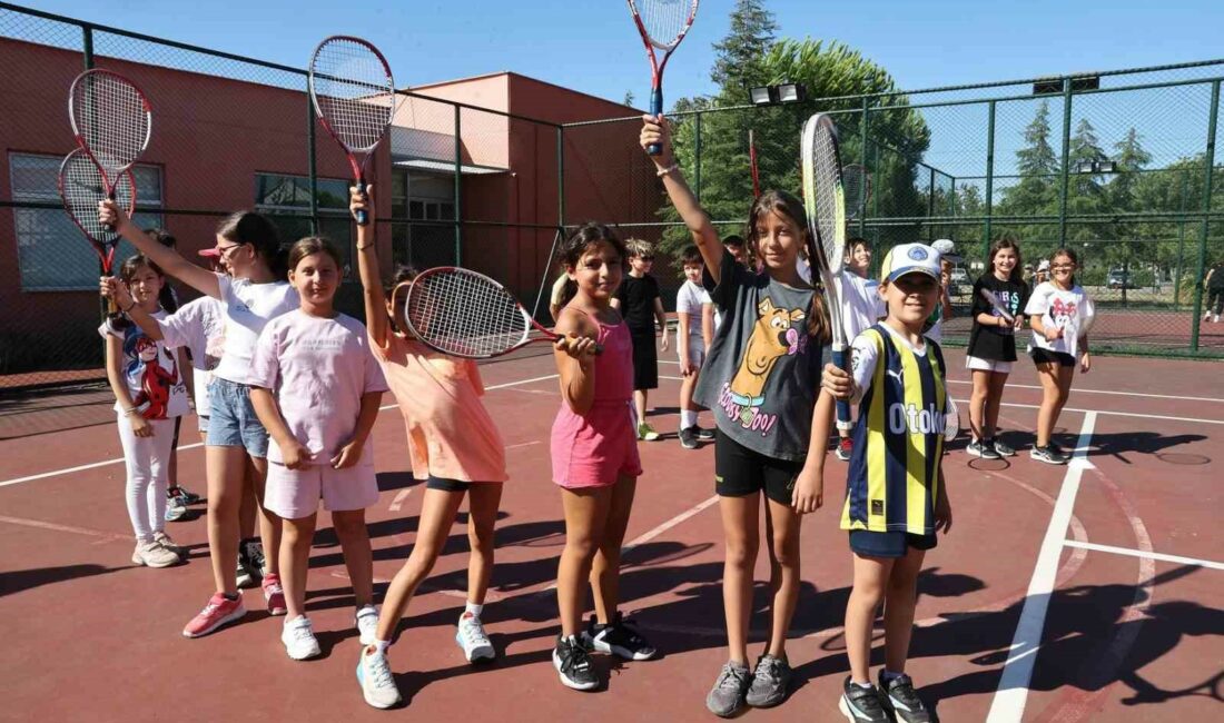 Nilüfer Yaz Spor Okulları’na 7 bin 500 öğrenci katıldı NİLÜFER BELEDİYESİ VE NİLÜFER BELEDİYESPOR KULÜBÜ İŞ BİRLİĞİYLE DÜZENLENEN YAZ