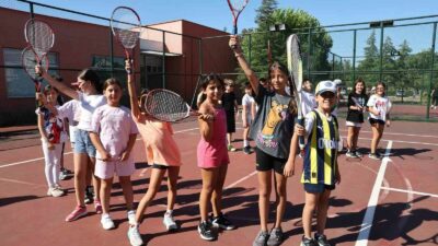 NİLÜFER BELEDİYESİ VE NİLÜFER BELEDİYESPOR KULÜBÜ İŞ BİRLİĞİYLE DÜZENLENEN YAZ