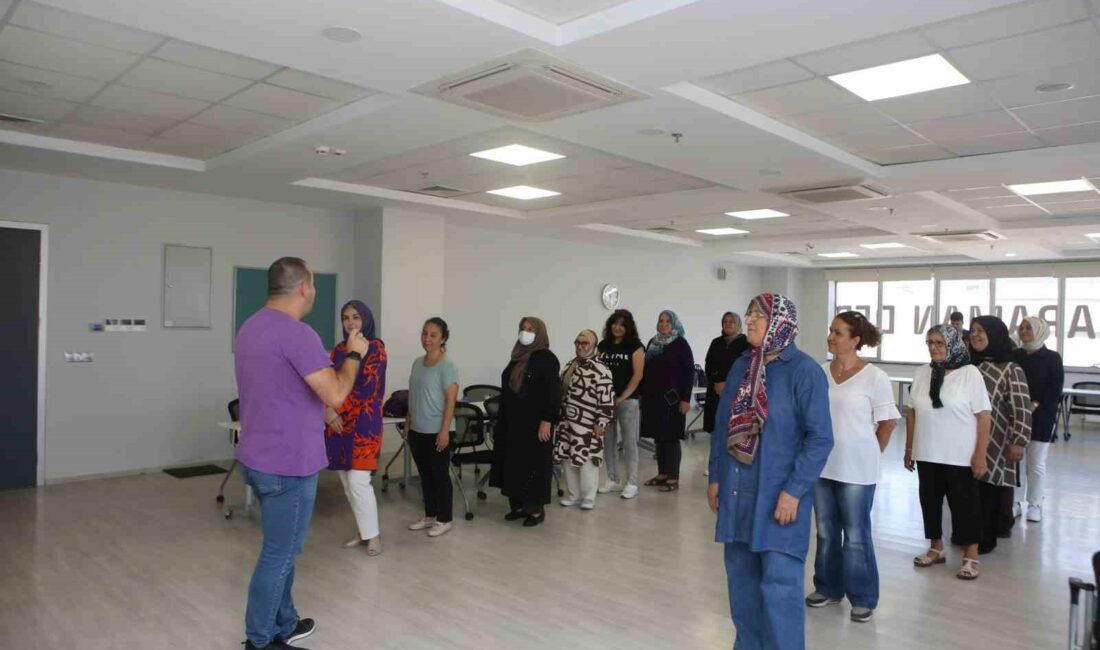 Nilüferli kadınlar drama ile iletişimini güçlendiriyor KADINLARIN SOSYALLEŞMESİ VE MAHALLE KÜLTÜRÜNÜN YAŞATILMASI İÇİN NİLÜFER BELEDİYESİ TARAFINDAN