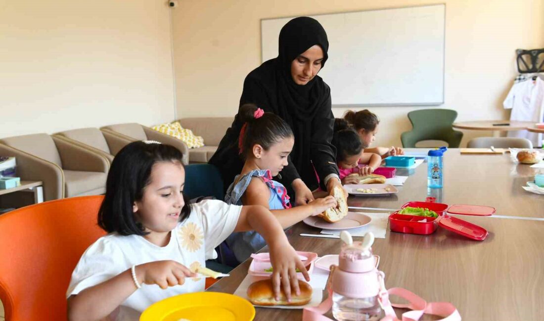 OSMANGAZİ BELEDİYESİ, HAYATI YENİ ÖĞRENMEYE BAŞLAYAN ÇOCUKLARIN GÜNDELİK YAŞAMDA ÖZ