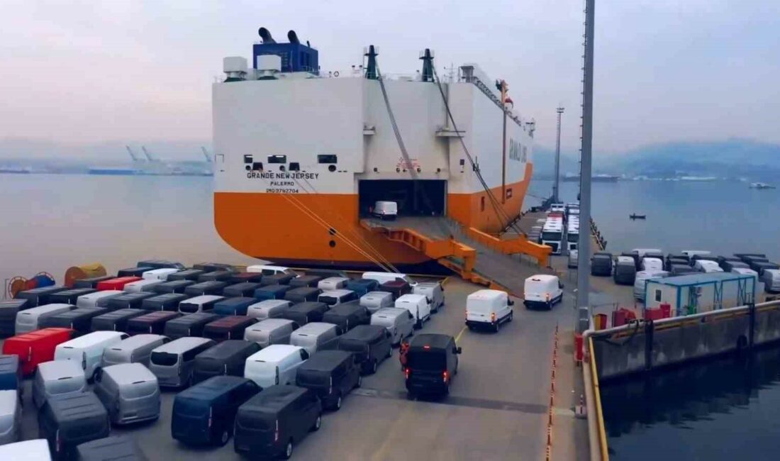 Otomotiv yedi aylık ihracatı 20,8 milyar dolara ulaştı TÜRKİYE OTOMOTİV ENDÜSTRİSİNİN TEMMUZ İHRACATI GEÇEN SENENİN AYNI DÖNEMİNE KIYASLA