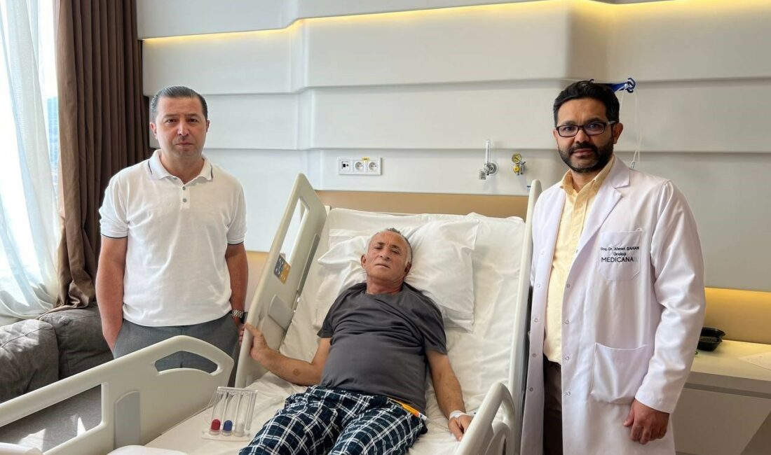 (Özel) Hastaneye gidince 56 yıl tek böbreği olduğunu öğrendi BURSA’DA KANLI İDRAR ŞİKAYETİYLE HASTANEYE BAŞVURAN 56 YAŞINDAKİ İSMAİL İLMAN