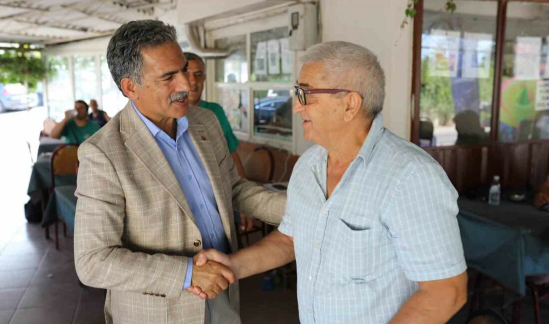 Şükrü Deviren: “El birliğiyle çalışmaya devam edeceğiz” GEMLİK BELEDİYE BAŞKANI ŞÜKRÜ DEVİREN, GEMLİK’İN ÇEŞİTLİ BÖLGELERİNDEKİ ZİYARETLERİNE DEVAM