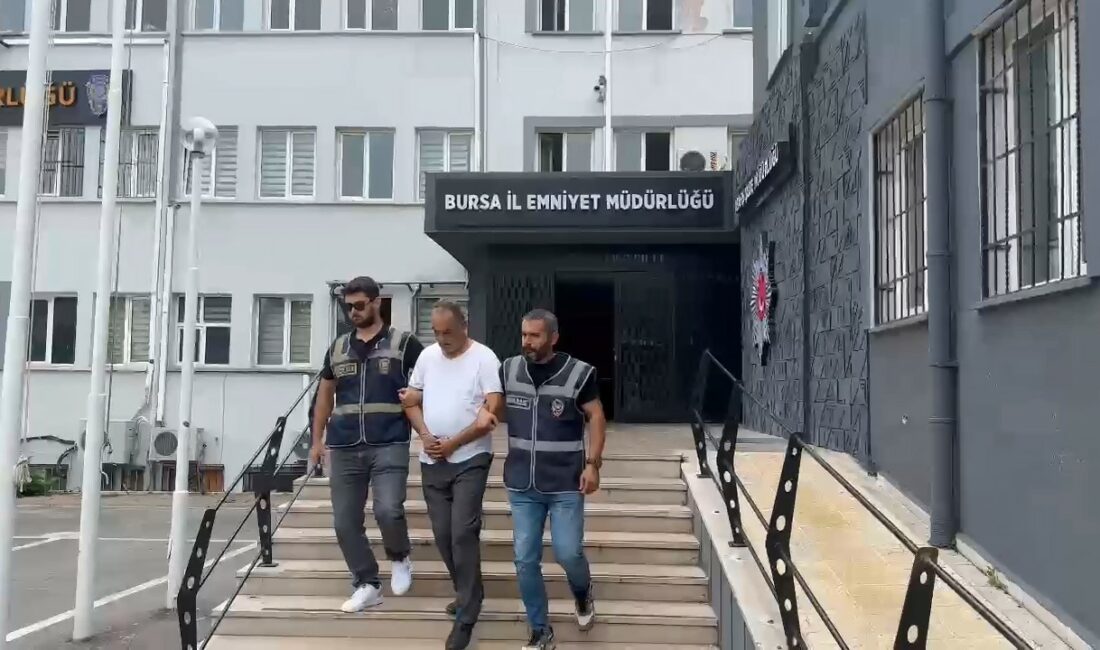 Üç yıl boyunca başkasına ait kimlikle yaşadı ÇEŞİTLİ SUÇLARDAN HAKKINDA 21 YIL 5 AY KESİNLEŞMİŞ HAPİS CEZASI