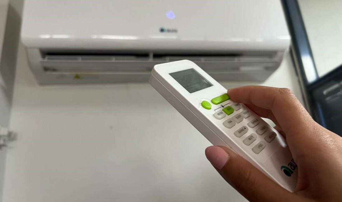 Yaz aylarında enerji tasarrufu için etkili çözümler ve ipuçları YAKICI YAZ SICAKLIKLARININ ARTMASI, EVLERDE ENERJİ VERİMLİLİĞİ VE TASARRUFUNU SAĞLAMAK