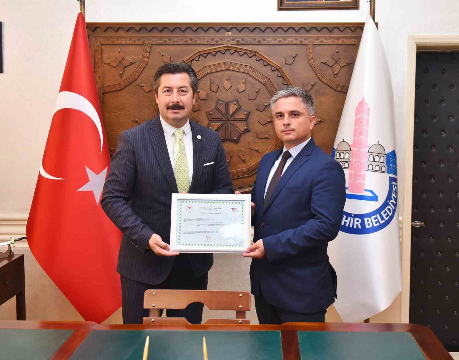 YILLARDIR KAÇAK OLARAK İŞLETİLEN YENİŞEHİR BELEDİYESİ CANLI HAYVAN PAZARI, TARIM