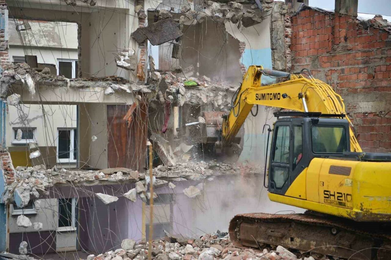 YILDIRIM BELEDİYESİ EKİPLERİ, 2019 YILINDAN BU YANA 934 KAÇAK BİNAYI