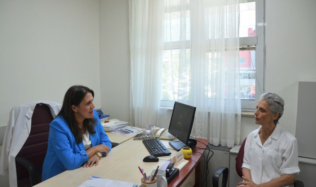 12 YILDIR PARKİNSON HASTASI OLAN 54 YAŞINDAKİ ŞAFAK AKDEMİR, BURSA