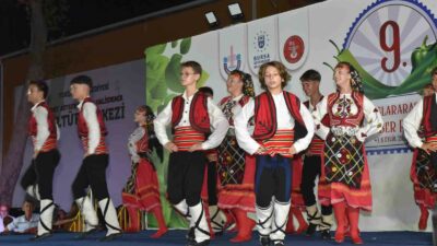 BURSA'NIN YENİŞEHİR İLÇESİNDE GERÇEKLEŞTİRİLEN 9. ULUSLARARASI ALTIN BİBER FESTİVALİ VE