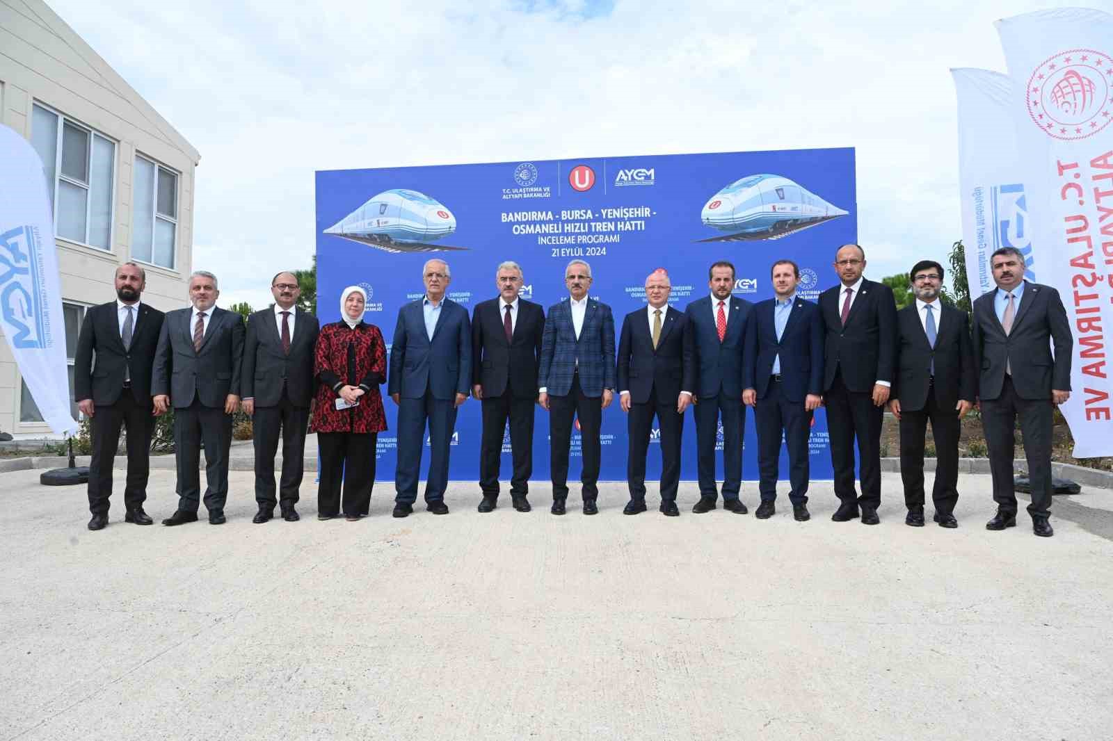 ANKARA-BURSA HIZLI TREN HATTI ŞANTİYESİNDE İNCELEMELERDE BULUNAN ULAŞTIRMA VE ALTYAPI