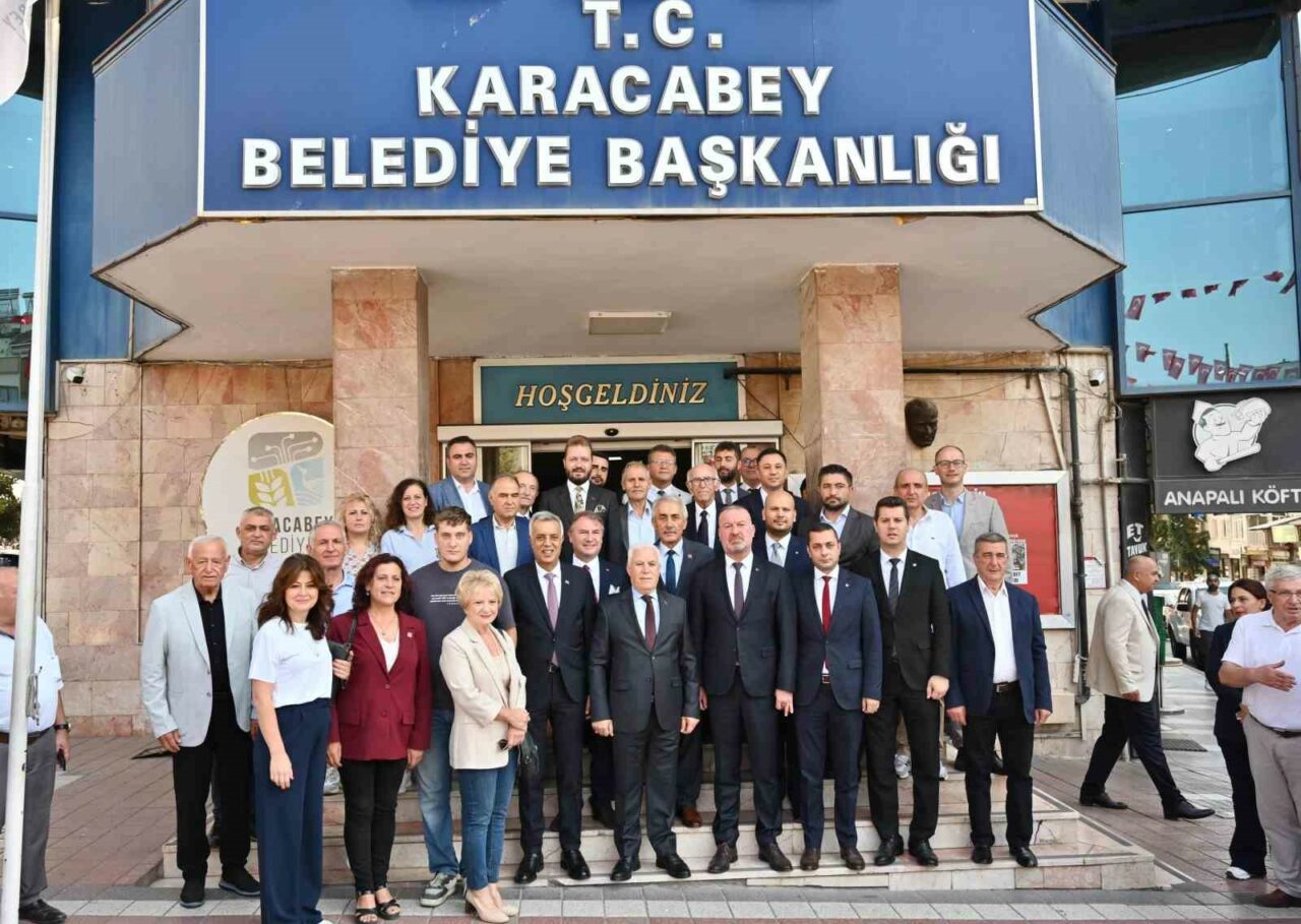 ‘BAŞKAN BOZBEY BURADA’ PROJESİ KAPSAMINDA KARACABEY İLÇESİNİ ZİYARET EDEN BURSA