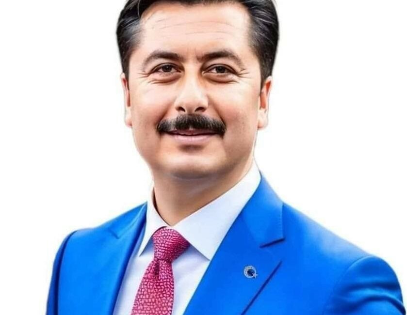 Başkan Özel: “Boş işlerle dedikodularla uğraşacak vaktimiz yok” YENİŞEHİR BELEDİYE BAŞKANI ERCAN ÖZEL