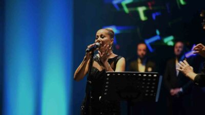 OSMANGAZİ BELEDİYESİ, SANAT GÜNEŞİ ZEKİ MÜREN’İ ARAMIZDAN AYRILIŞININ 28’İNCİ YILINDA,