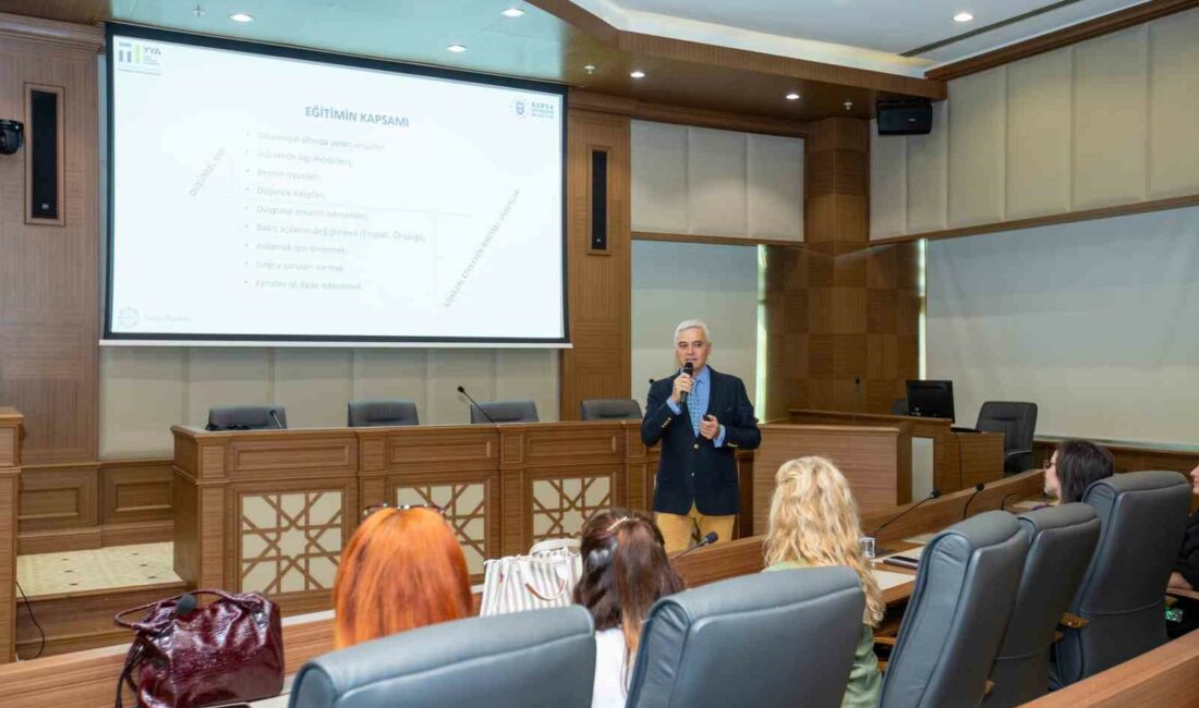 Belediye personeline ‘Etkili iletişim, problem çözme ve liderlik eğitimi’ BURSA BÜYÜKŞEHİR BELEDİYESİ TARAFINDAN PERİYODİK OLARAK DÜZENLENEN EĞİTİM ÇALIŞMALARI ÇERÇEVESİNDE