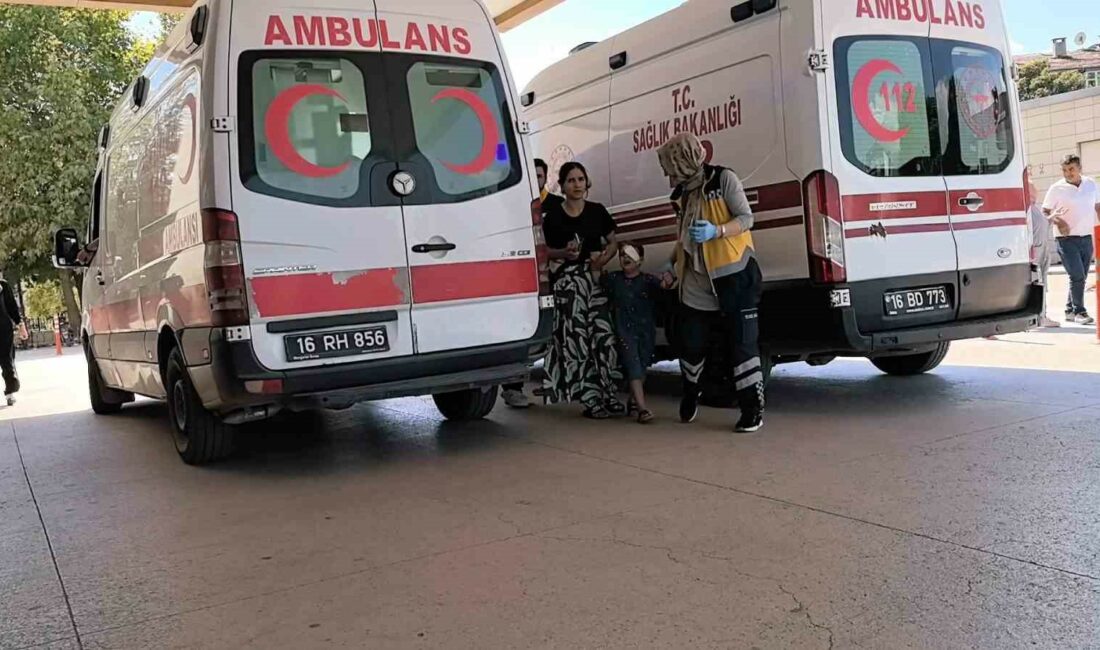Bıçak 5 yaşındaki çocuğun gözüne battı BURSA'NIN İNEGÖL İLÇESİNDE 5 YAŞINDAKİ ÇOCUĞUN GÖZÜNE, OYNADIĞI BIÇAK BATTI.