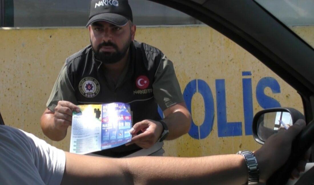 Bursa polisi hatırlattı: “Uyuşturucu tacirlerini 3 farklı yöntemle ihbar edebilirsiniz” BURSA İL EMNİYET MÜDÜRLÜĞÜ'NE BAĞLI NARKOTİK SUÇLARLA MÜCADELE ŞUBE MÜDÜRLÜĞÜ,