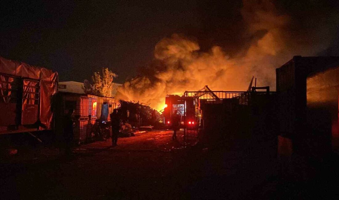 Bursa’da geri dönüşüm firmasında korkutan yangın HURDALIKTA ÇIKAN YANGIN 1 SAATTE SÖNDÜRÜLDÜ