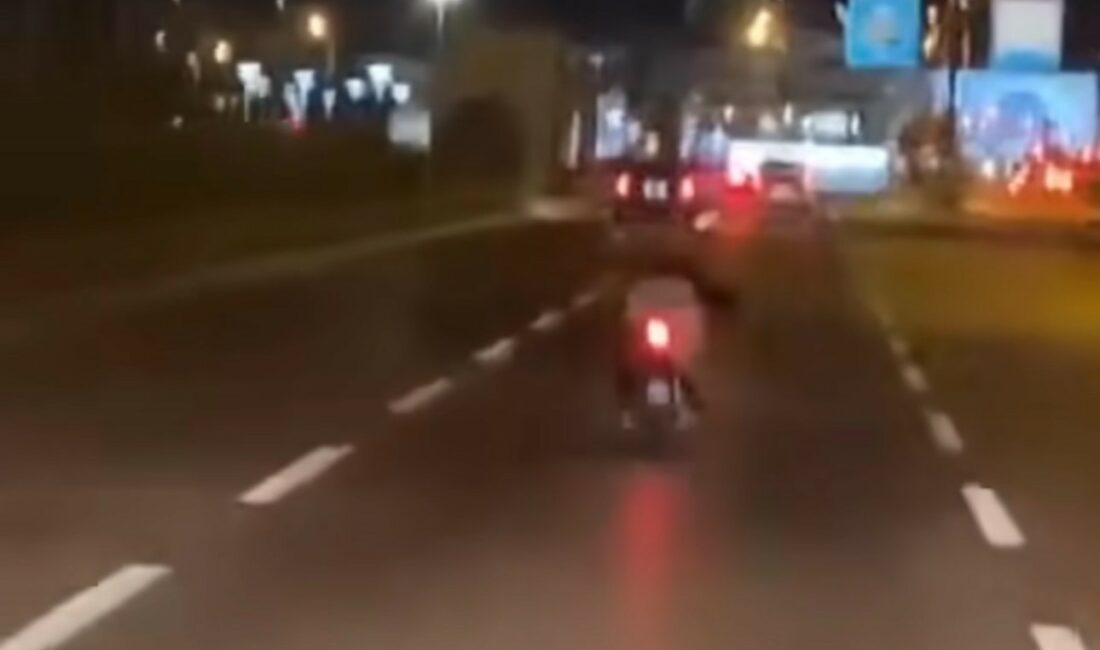 Bursa’da motosiklet sürücüsü canını böyle hiçe saydı BURSA'DA MOTOSİKLET SÜRÜCÜSÜ CANINI BÖYLE HİÇE SAYDI