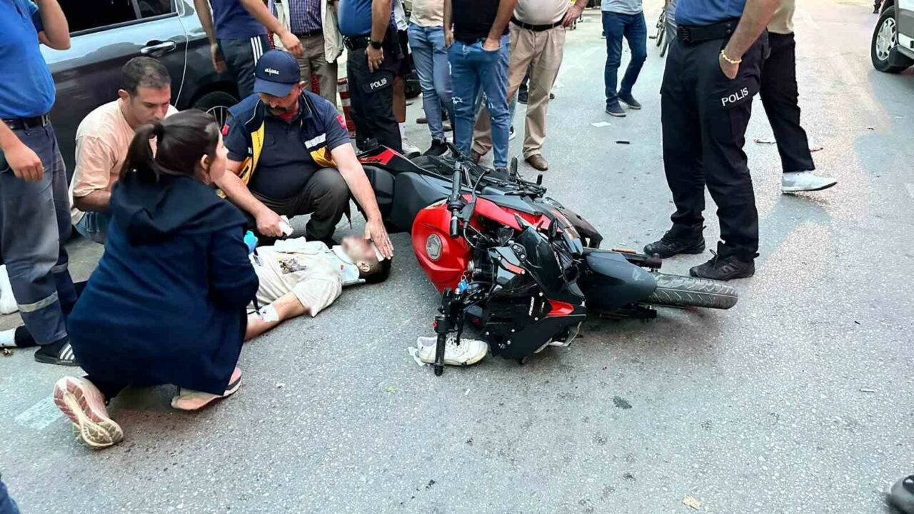 BURSA'NIN İZNİK İLÇESİNDE MOTOSİKLET SEYİR HALİNDEYKEN YOLA ANİDEN ÇIKAN YAYAYA